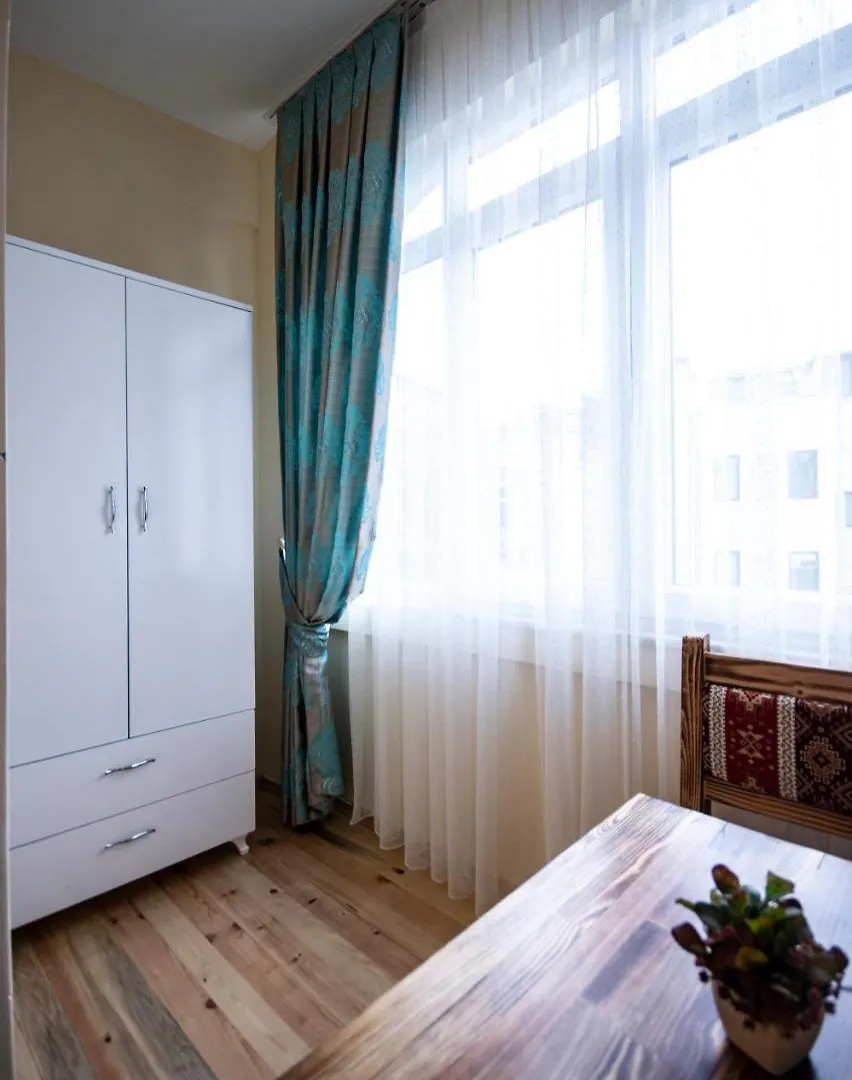 فندق مبيت وإفطار Paris Garden Hotel اسطنبول