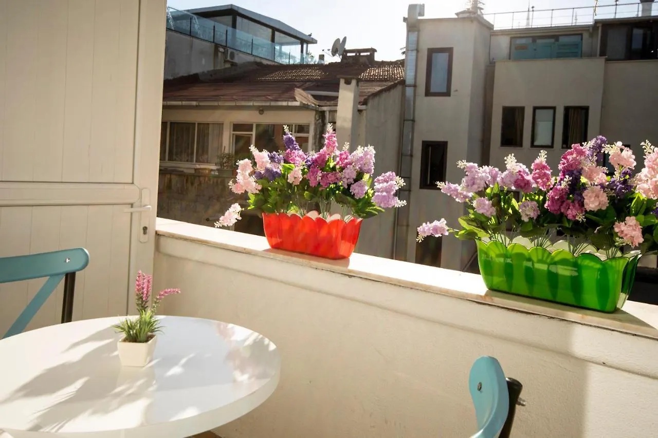 Paris Garden Hotel Istanbul Bed & Breakfast